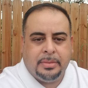 Meet your Posher, Juan